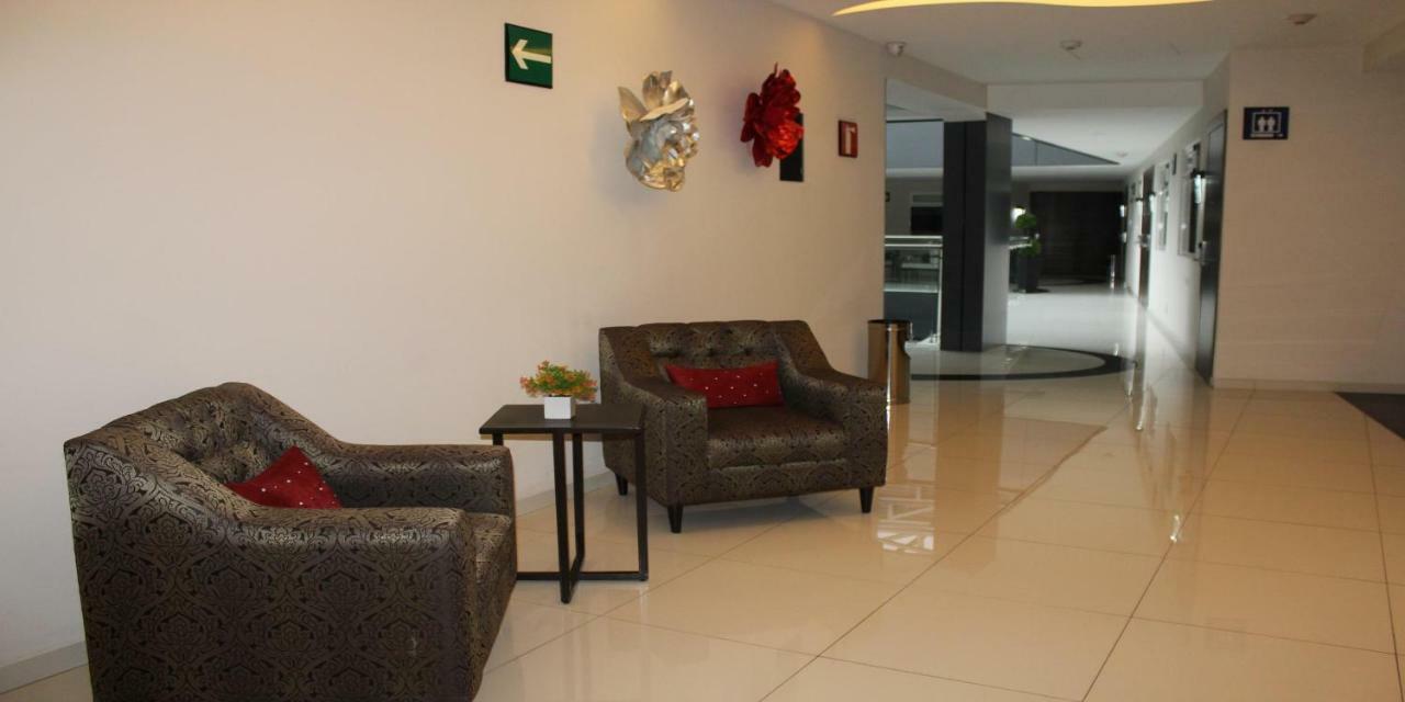 Plaza Poblana Hotel Puebla Buitenkant foto